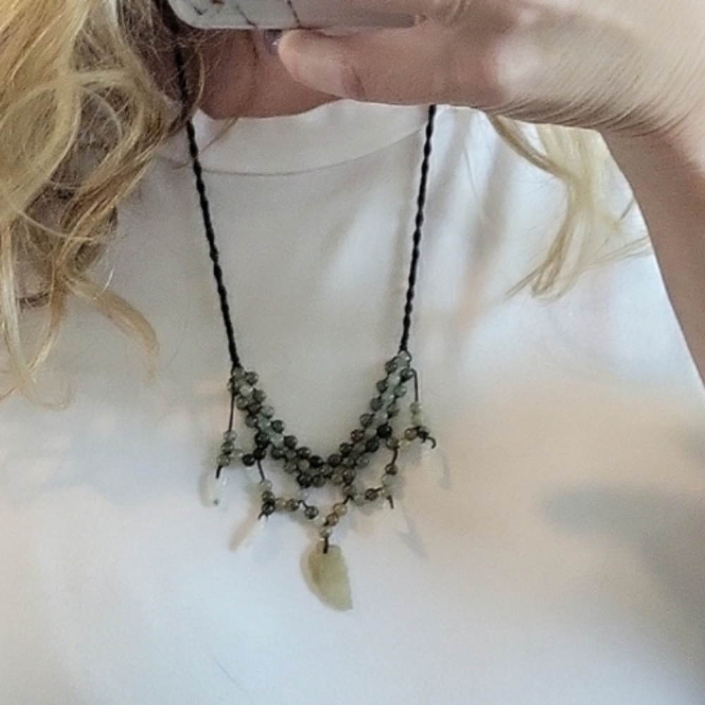 Vintage Chinese Jade Leaf Carving Dangled Beaded Motif Adjustable Necklace